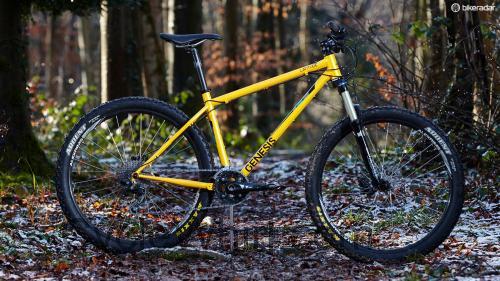 Genesis Latitude 20 specs and reviews